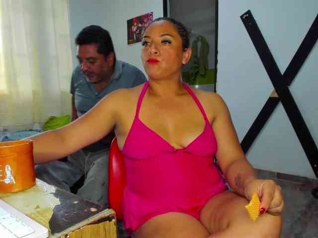 hotandfierylatin... Live Webcam on BongaCams