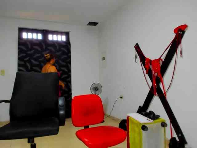 hotandfierylatinos2025 webcam