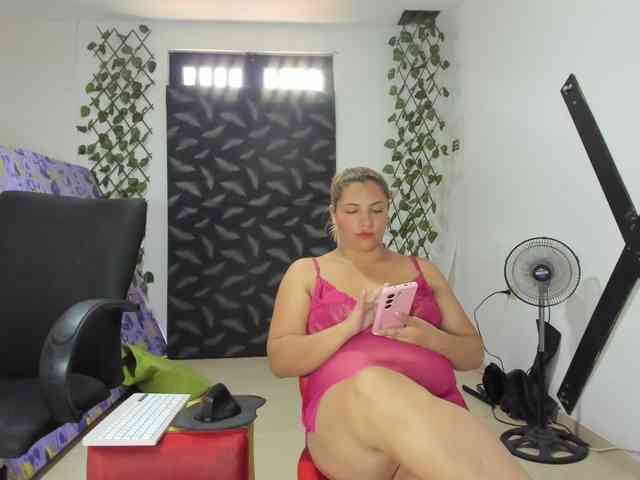 hotandfierylatinos2025 webcam