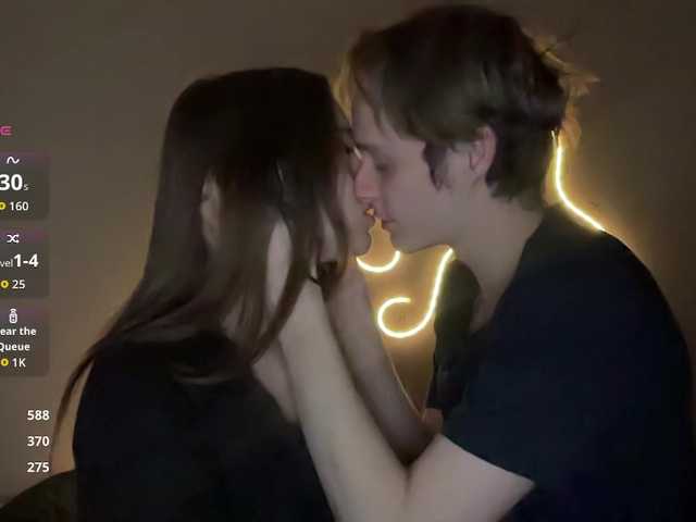 go to chat with titsDestroy2007