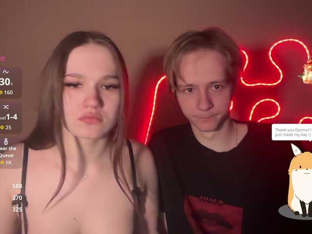  titsDestroy2007 chat room