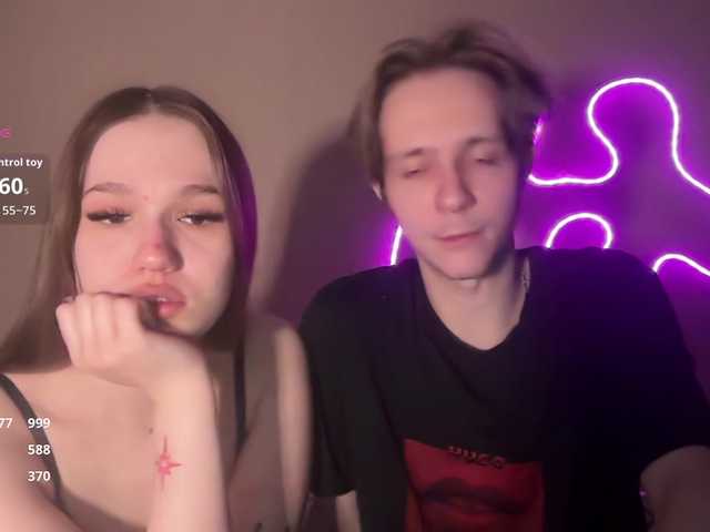  titsDestroy2007 chat room