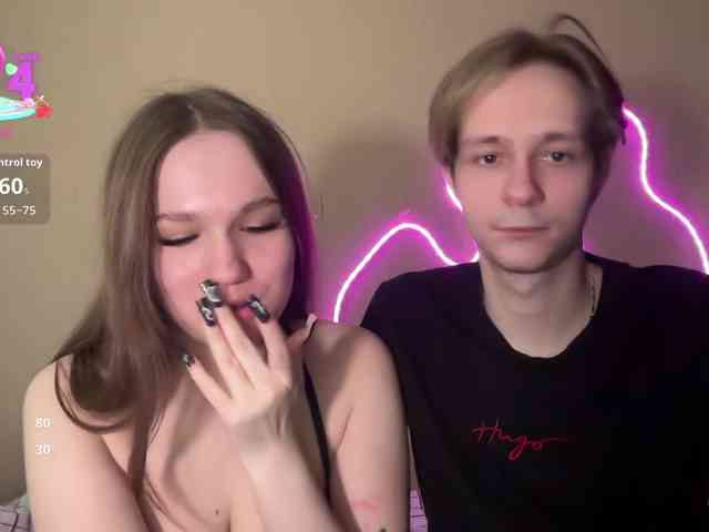 titsDestroy2007 webcam