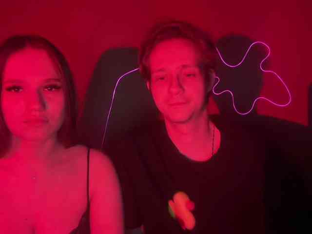 titsDestroy2007 webcam