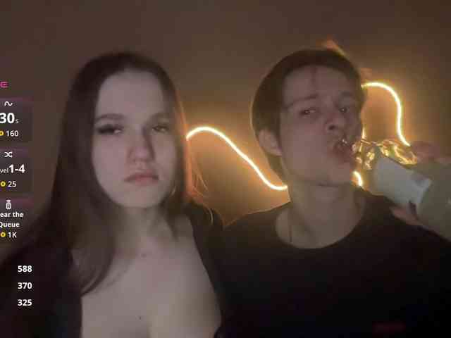 titsDestroy2007 webcam