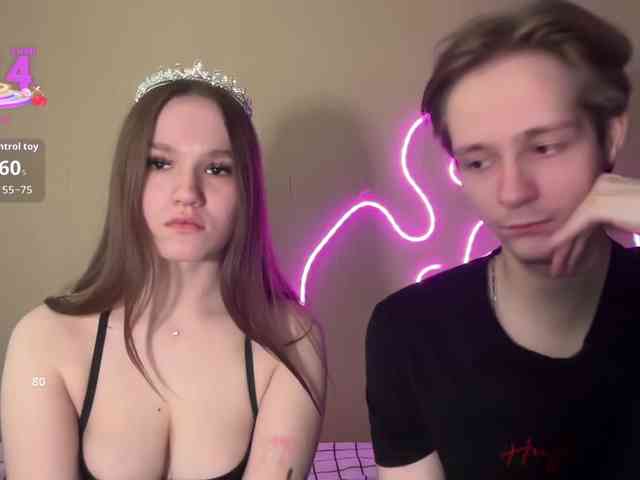 titsDestroy2007 webcam