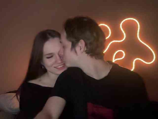 titsDestroy2007 webcam