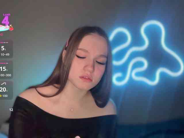 titsDestroy2007 webcam