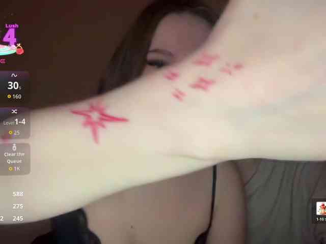 titsDestroy2007 webcam