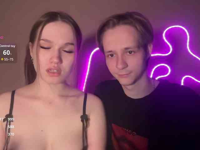 titsDestroy2007 webcam