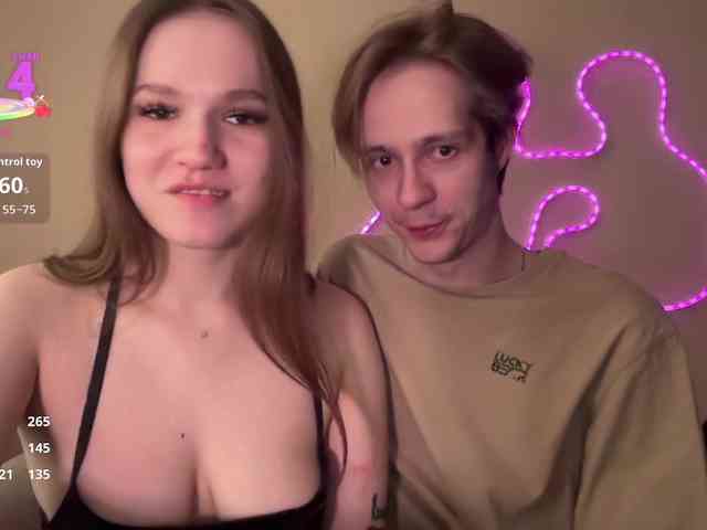 titsDestroy2007 webcam