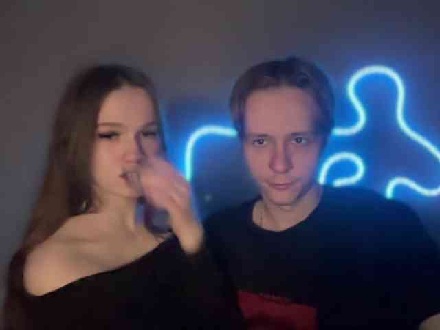 titsDestroy2007 webcam