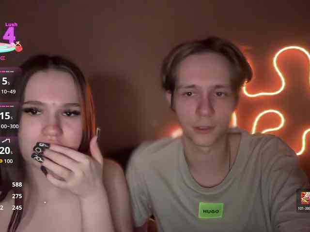 titsDestroy2007 webcam