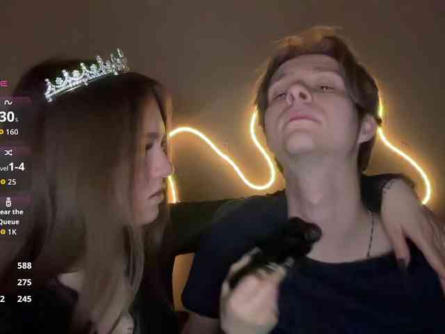 titsDestroy2007 webcam