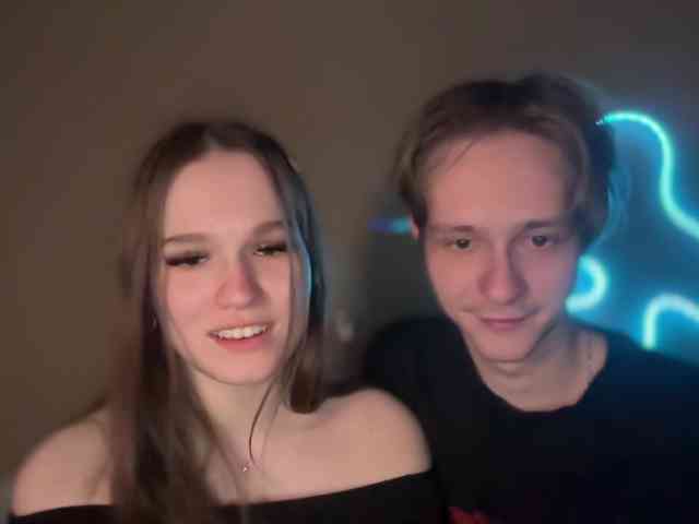 titsDestroy2007 webcam