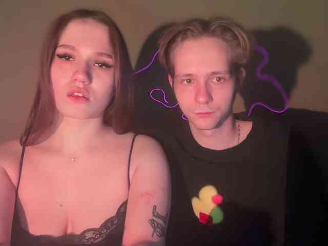 titsDestroy2007 webcam