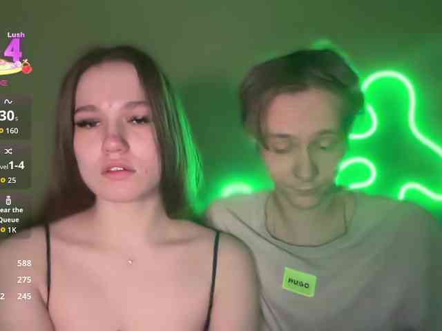 titsDestroy2007 webcam