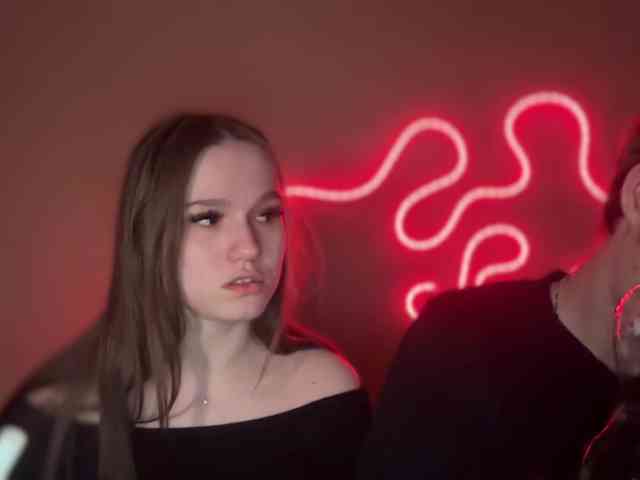 titsDestroy2007 webcam