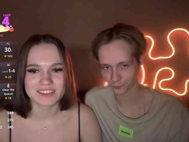 titsDestroy2007 webcam