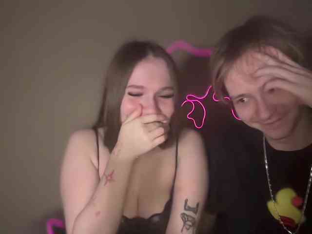 titsDestroy2007 webcam