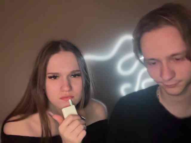 titsDestroy2007 webcam