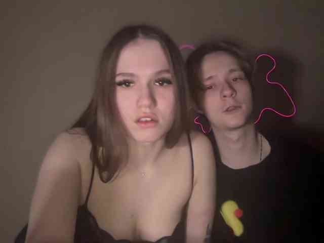titsDestroy2007 webcam