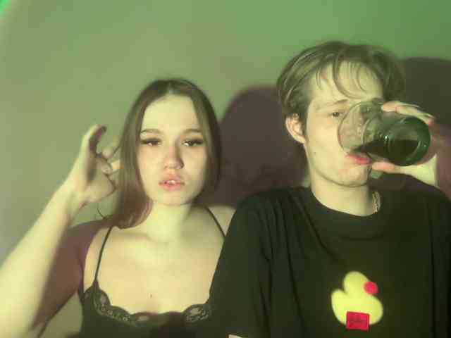 titsDestroy2007 webcam