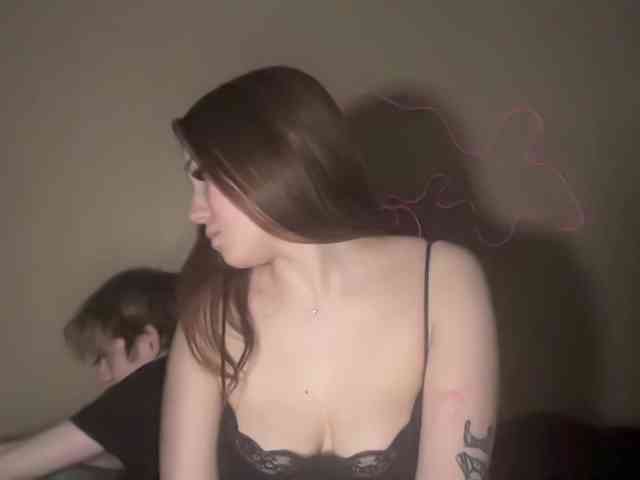 titsDestroy2007 webcam