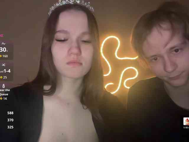 titsDestroy2007 webcam