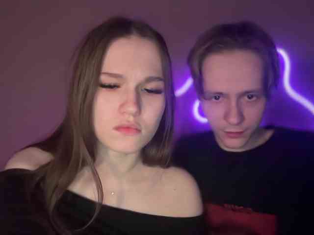 titsDestroy2007 webcam