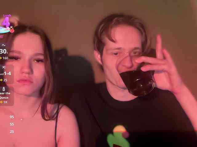 titsDestroy2007 webcam