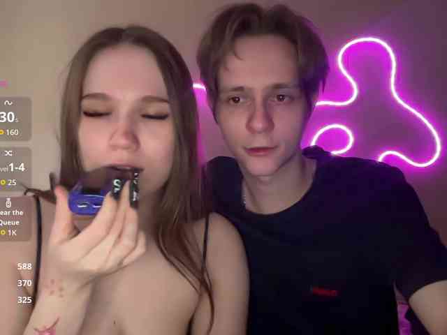 titsDestroy2007 webcam