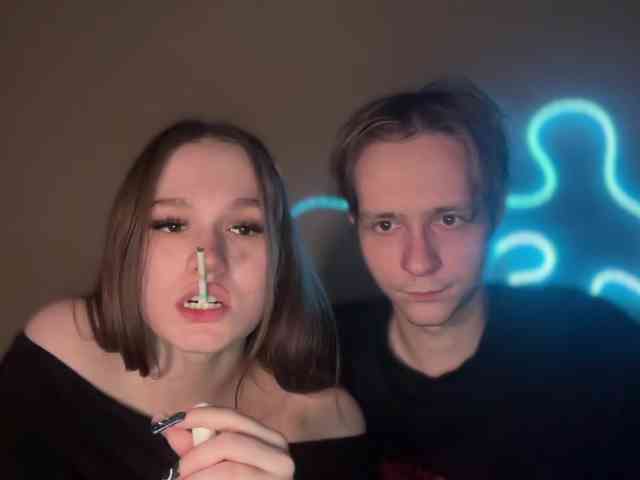 titsDestroy2007 webcam