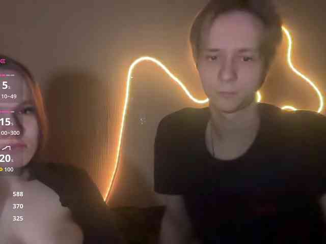 titsDestroy2007 webcam