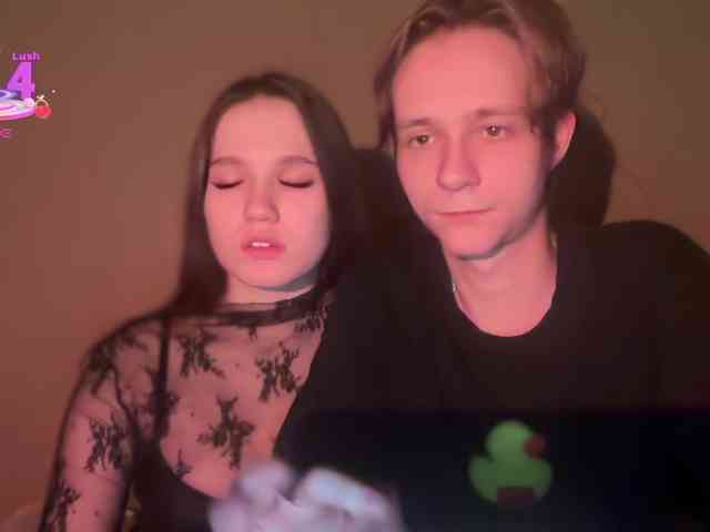 titsDestroy2007 webcam