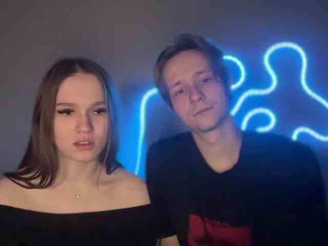 titsDestroy2007 webcam