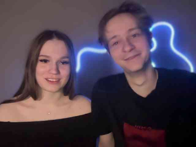 titsDestroy2007 webcam