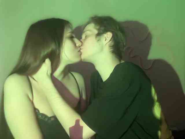 titsDestroy2007 webcam