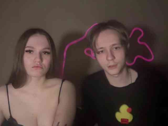 titsDestroy2007 webcam