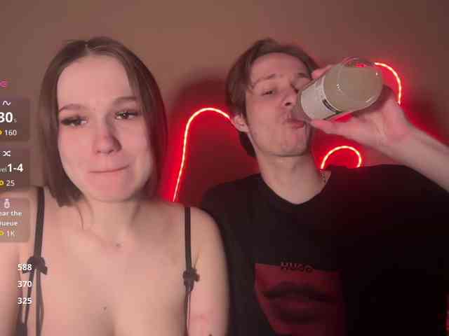 titsDestroy2007 webcam