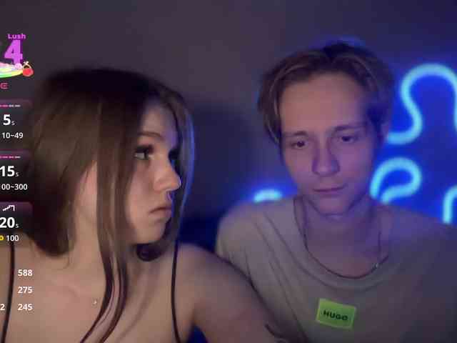 titsDestroy2007 webcam