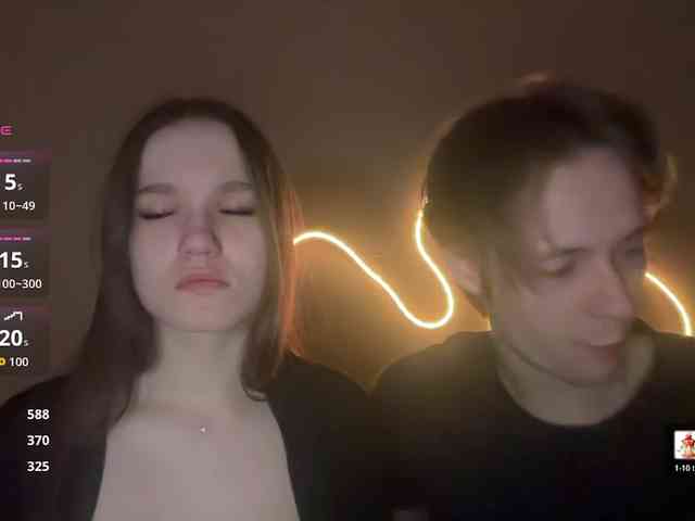 titsDestroy2007 webcam