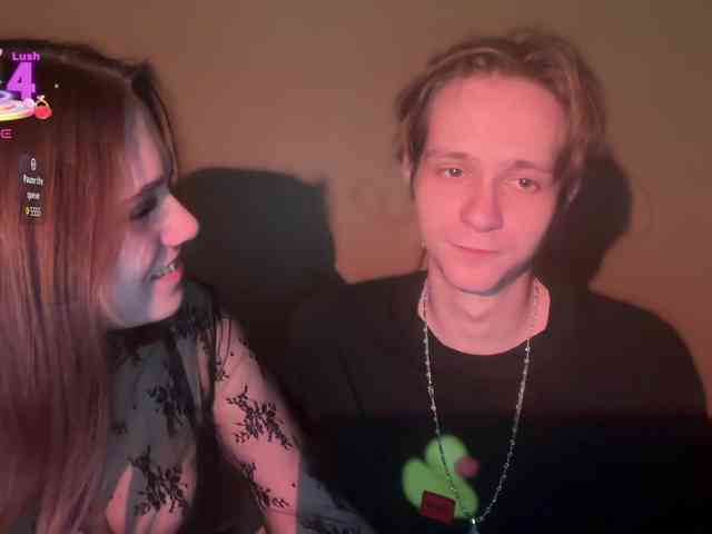 titsDestroy2007 webcam