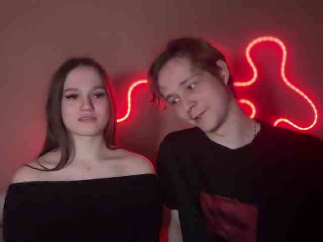 titsDestroy2007 webcam