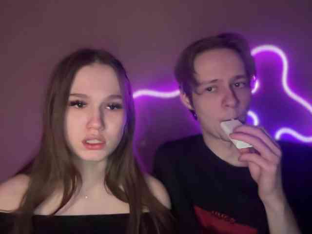 titsDestroy2007 webcam