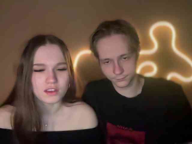 titsDestroy2007 webcam