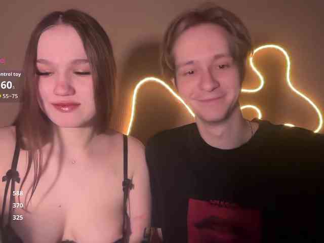 titsDestroy2007 webcam