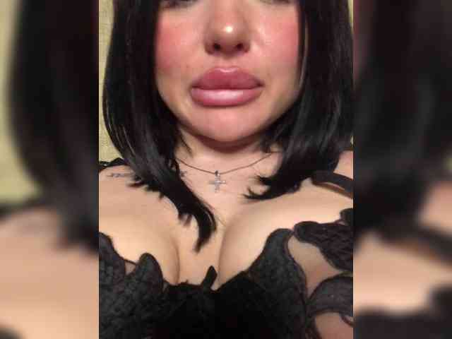 RedTobacco webcam