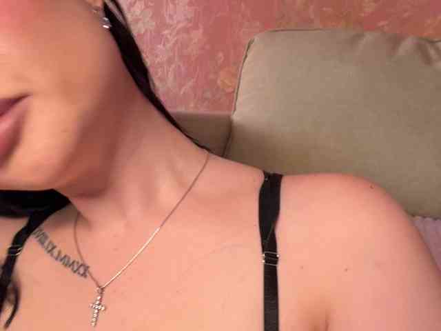 RedTobacco webcam