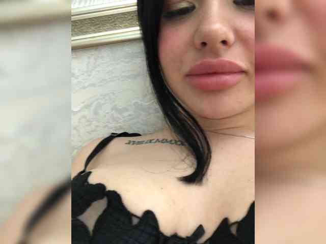 RedTobacco webcam